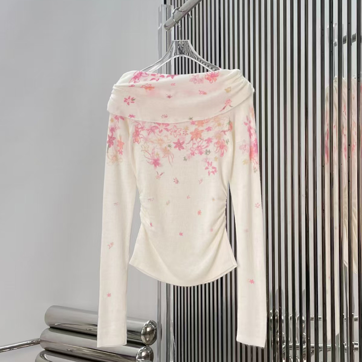 Off Shoulder Top - سترة نسائية عالية الجودة بأكمام طويلة