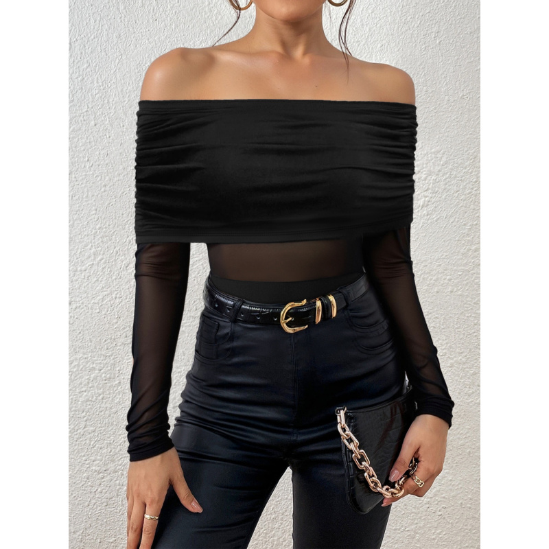 Off Shoulder Top - تي شيرت بأكمام طويلة مكشوف الأكتاف