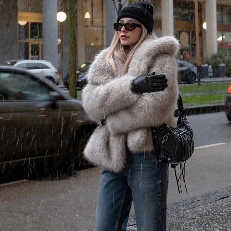 معطف فرو صناعي نسائي شتوي 2026 - مراجعة Women Fashion Icon وسعره