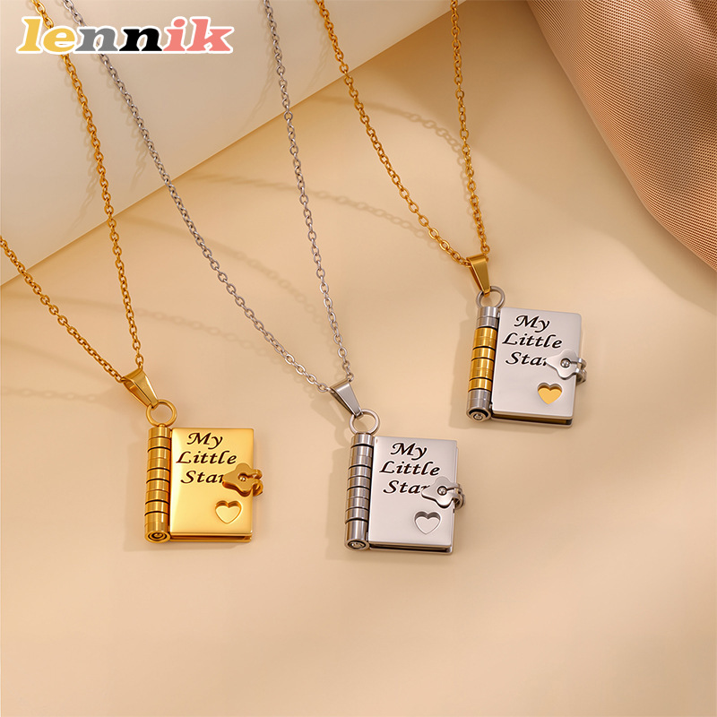 قلادة كتاب قابلة للفتح من LENN - مراجعة Women Fashion Open Now وسعره