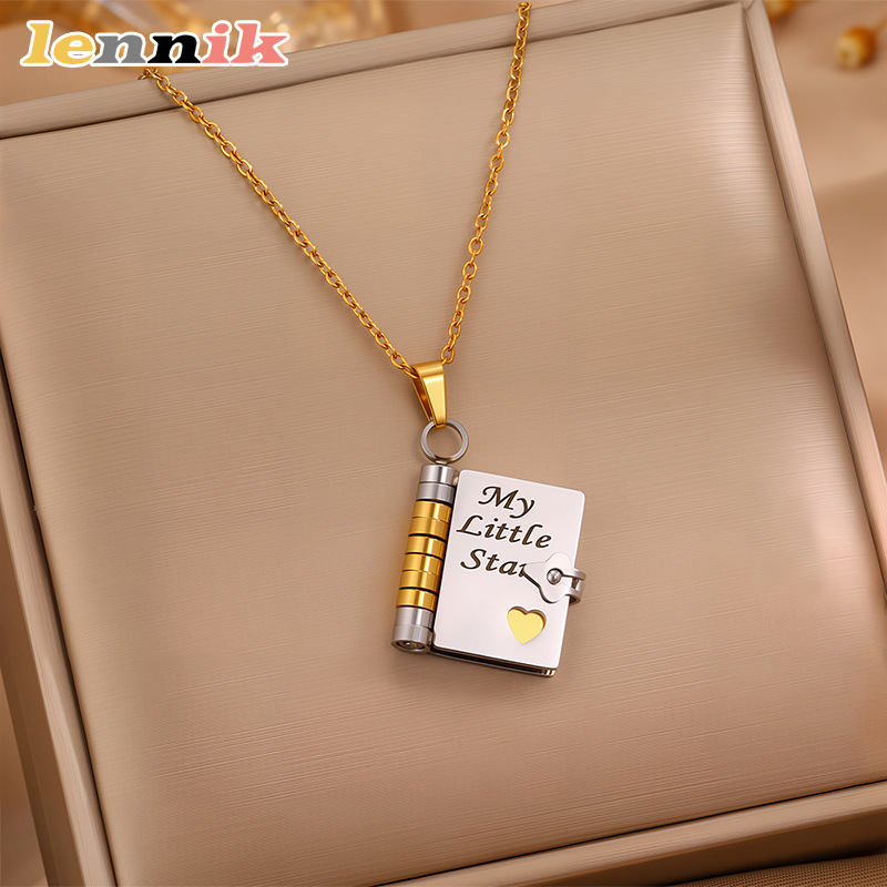 قلادة كتاب قابلة للفتح من LENN - مراجعة Women Fashion Open Now وسعره